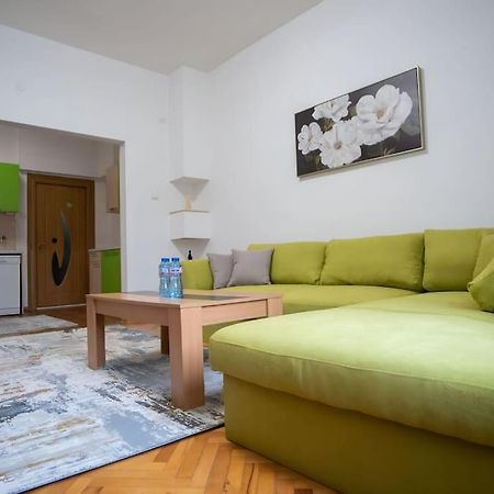 The Green Apartment In The Heart Of Old Sofia 1Bdr Exterior foto